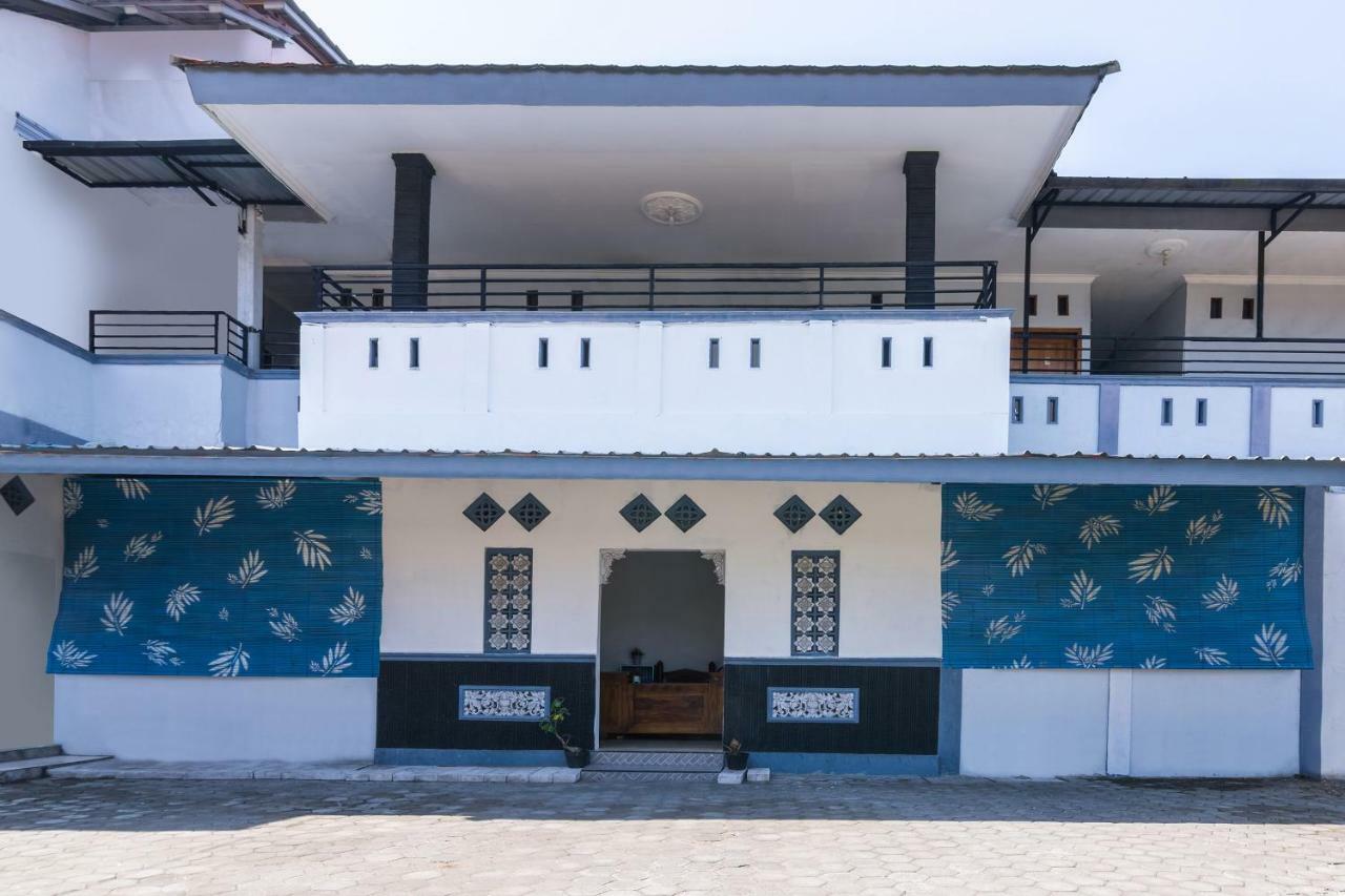 Oyo 857 Pakuncen Malioboro Syariah Hotel Jogjacarta Exterior foto