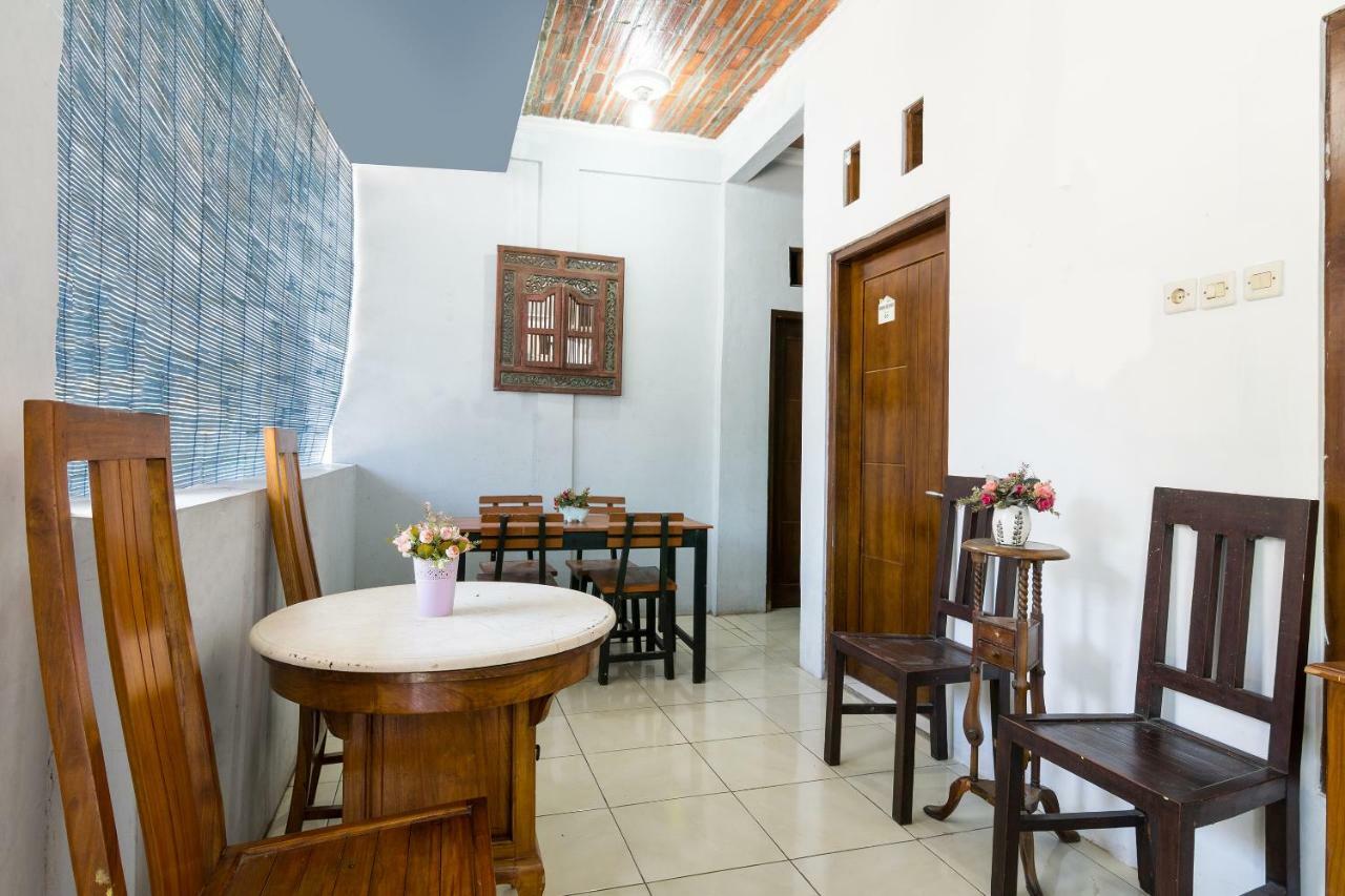 Oyo 857 Pakuncen Malioboro Syariah Hotel Jogjacarta Exterior foto