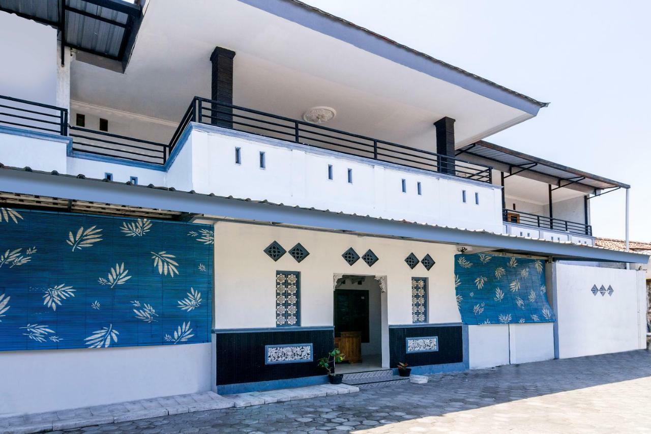 Oyo 857 Pakuncen Malioboro Syariah Hotel Jogjacarta Exterior foto